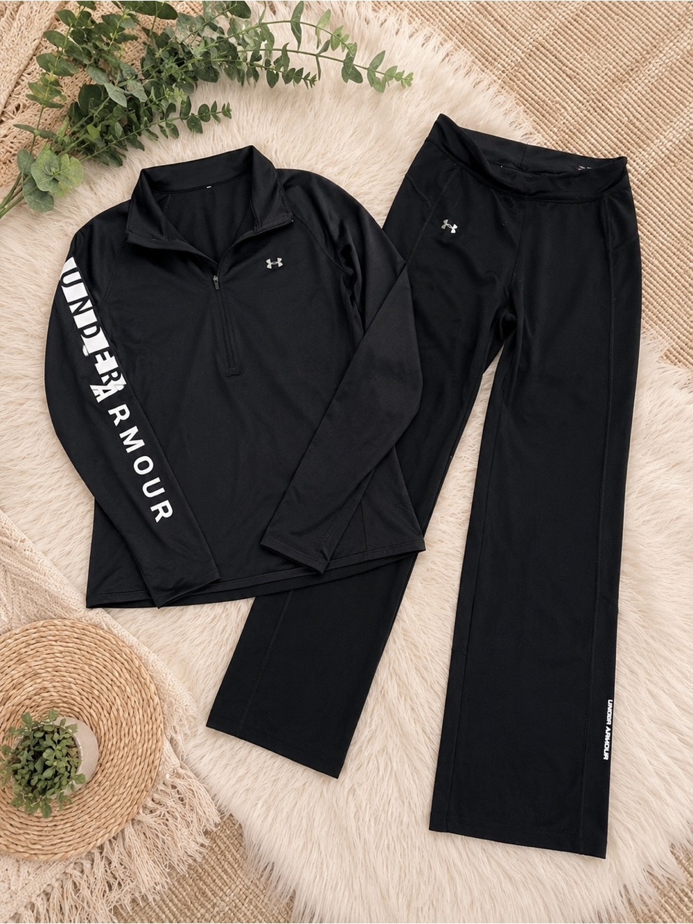 Under Armour Black Wide Leg Pants & Matching Half-Zip Top